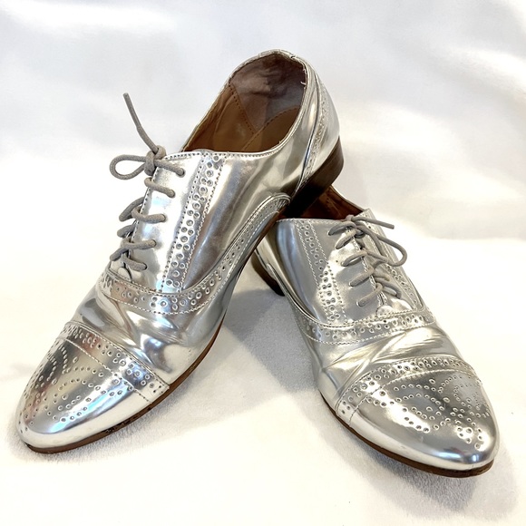J Crew Silver Oxford flats size 6.5 - Picture 1 of 8